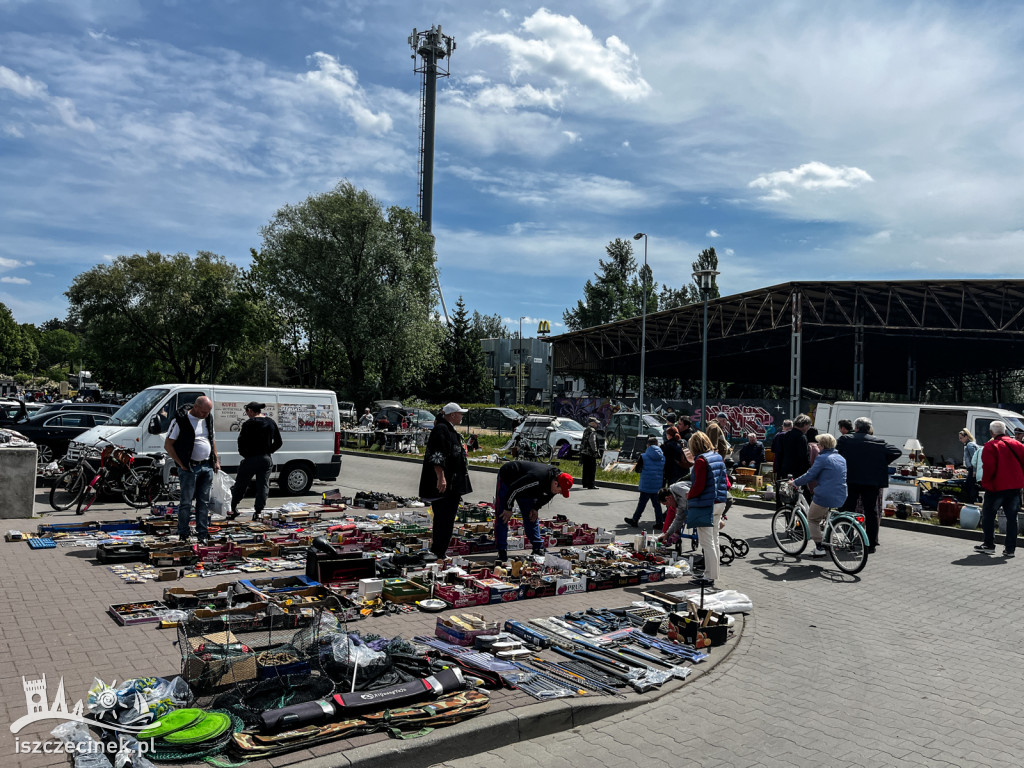 Tłumy na majowym pchlim targu w Szczecinku