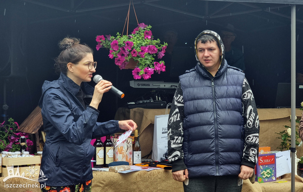 Mieszkańcy Dalęcina pokazali moc wspólnoty. Zbierali na remont kościoła