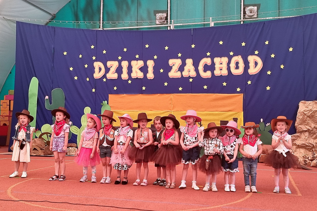 W Żółtnicy niczym na planie westernu.