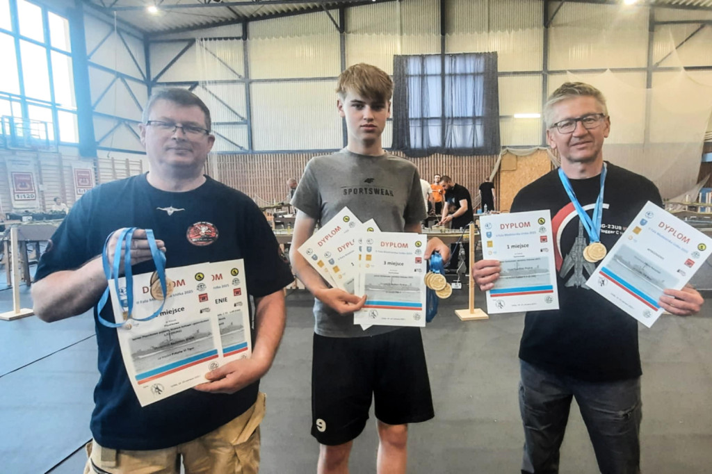Modele, pasja i sukces – szczecineccy modelarze w Ustce