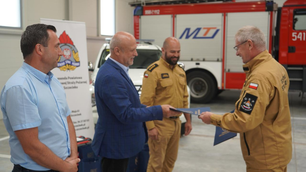 Nowoczesny sprzęt za 70 tys. zł trafił do strażaków