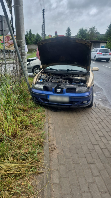 Wypadek w Wierzchowie – zdjęcia z miejsca zdarzenia