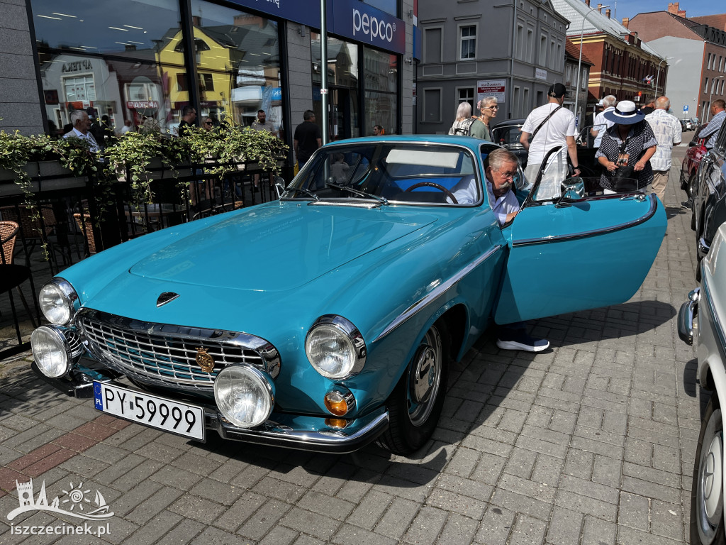 Dixie Rajd Old Mobile 2025 wystartował w Szczecinku