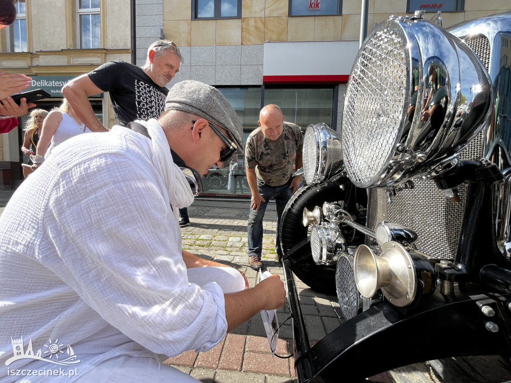 Dixie Rajd Old Mobile 2025 wystartował w Szczecinku