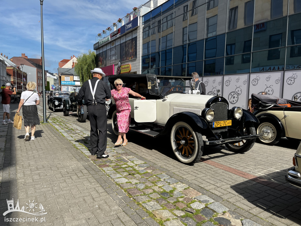 Dixie Rajd Old Mobile 2025 wystartował w Szczecinku