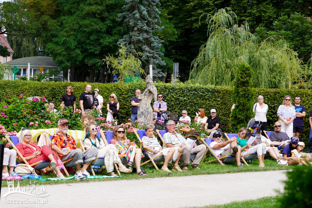 Art Piknik Festival oczarował publiczność koncertem operowym w ogrodzie różanym