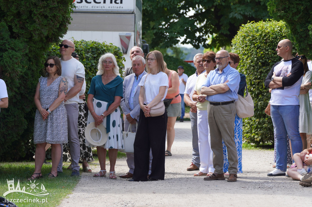 Art Piknik Festival oczarował publiczność koncertem operowym w ogrodzie różanym