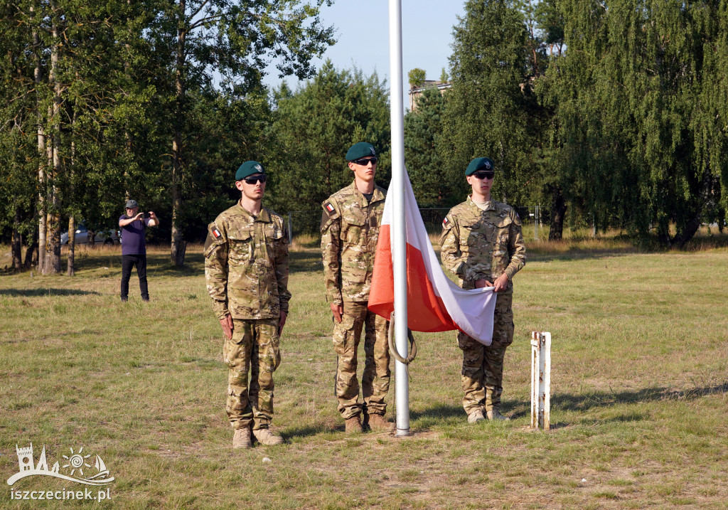 XX Zlot Militarny „Gąsienice i Podkowy” – otwarcie w obiektywie