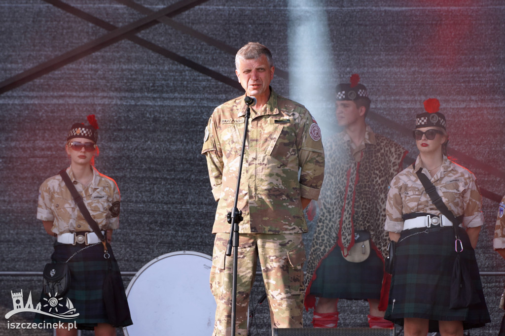 XX Zlot Militarny „Gąsienice i Podkowy” – otwarcie w obiektywie