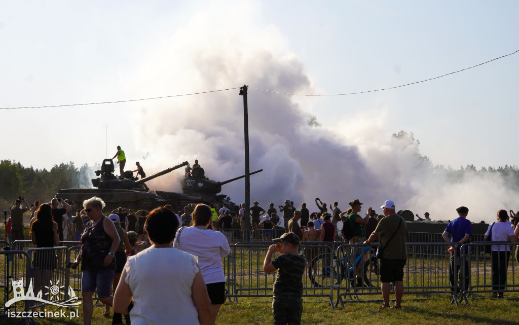 XX Zlot Militarny „Gąsienice i Podkowy” – otwarcie w obiektywie