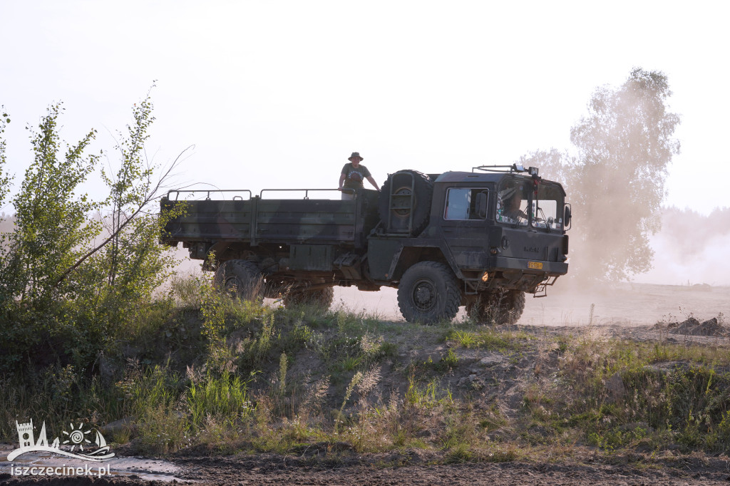 XX Zlot Militarny „Gąsienice i Podkowy” – otwarcie w obiektywie