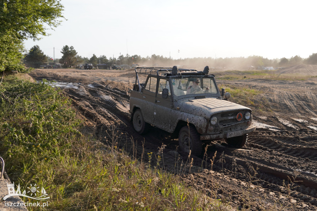 XX Zlot Militarny „Gąsienice i Podkowy” – otwarcie w obiektywie