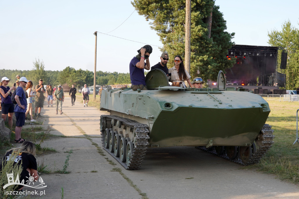XX Zlot Militarny „Gąsienice i Podkowy” – otwarcie w obiektywie