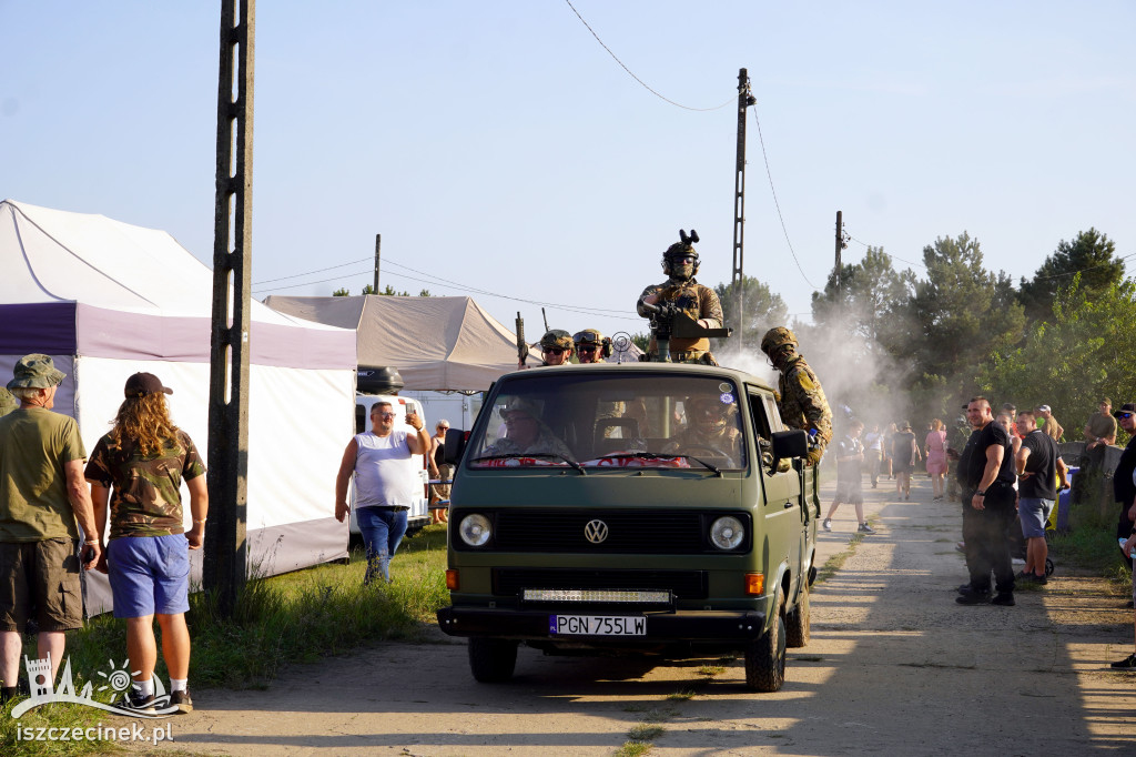 XX Zlot Militarny „Gąsienice i Podkowy” – otwarcie w obiektywie