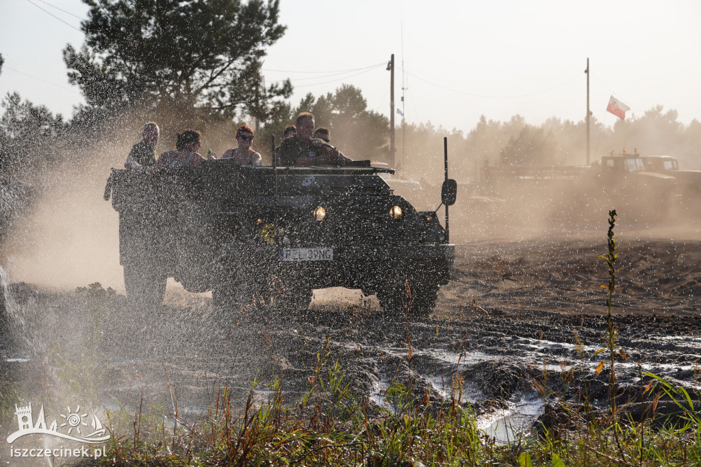 XX Zlot Militarny „Gąsienice i Podkowy” – otwarcie w obiektywie