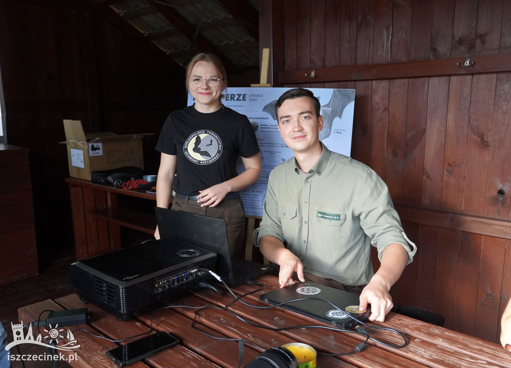 Edukacja w lesie: dzieci i dorośli o nietoperzach