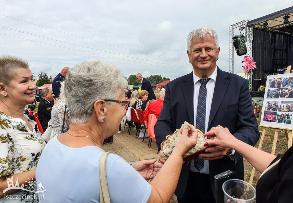 Chleb i tradycja – wyjątkowe chwile na Święcie Plonów