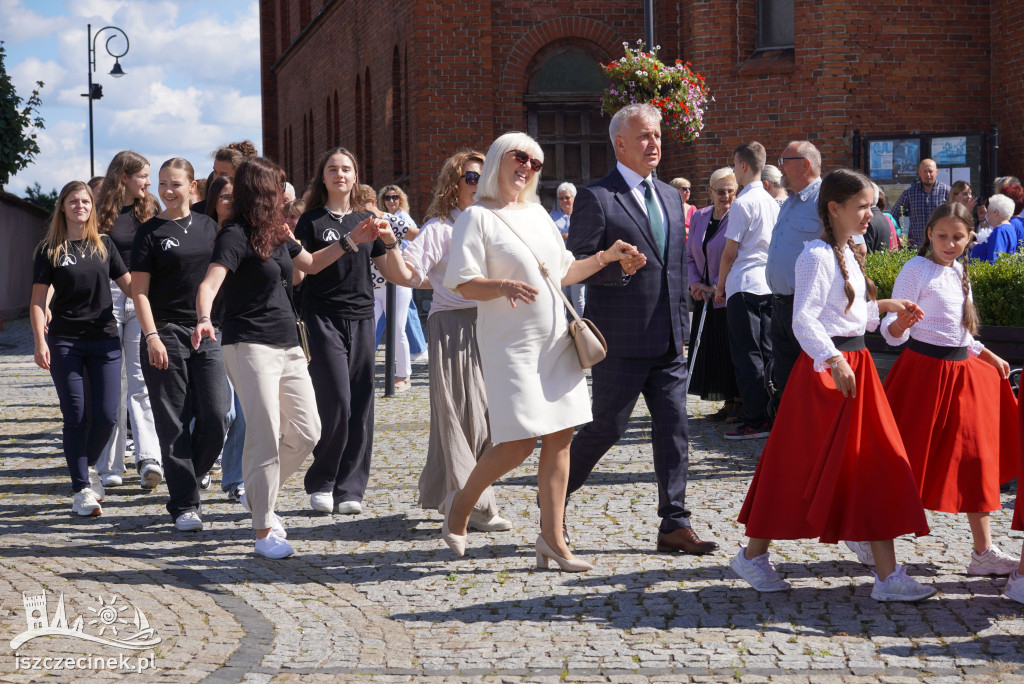 Zakończenie wakacji na Placu Wolności w Barwicach