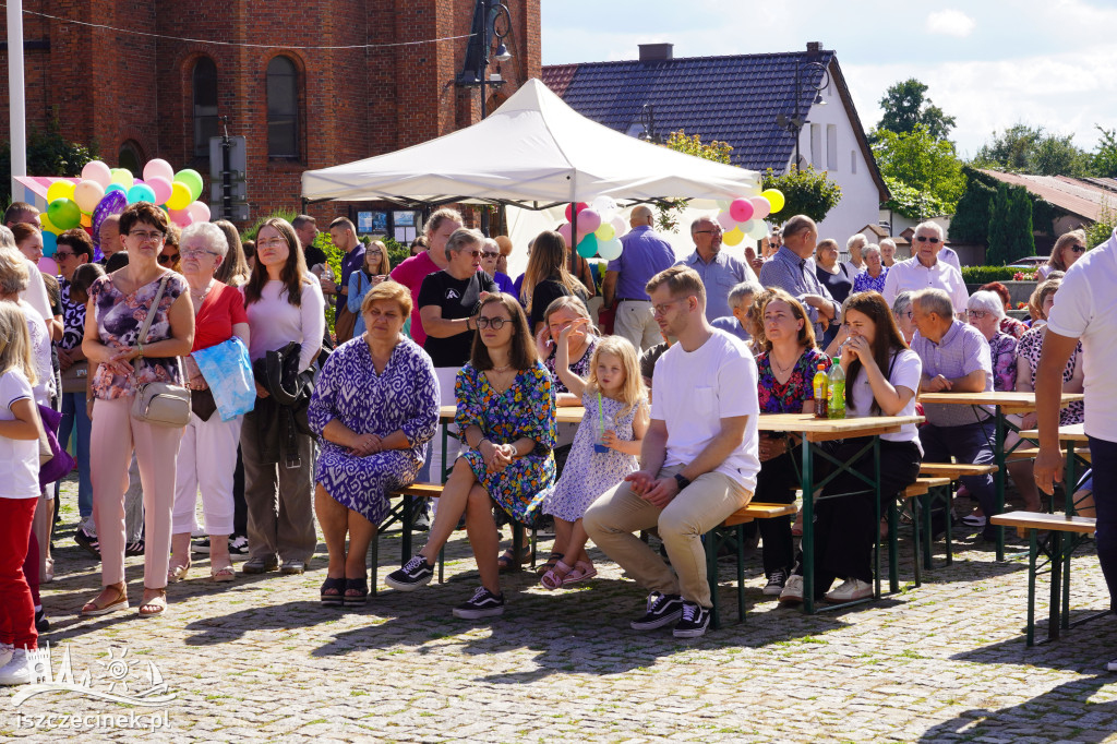 Zakończenie wakacji na Placu Wolności w Barwicach