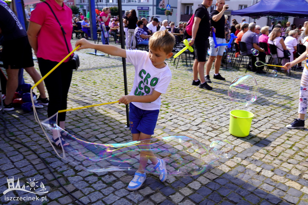 Zakończenie wakacji na Placu Wolności w Barwicach