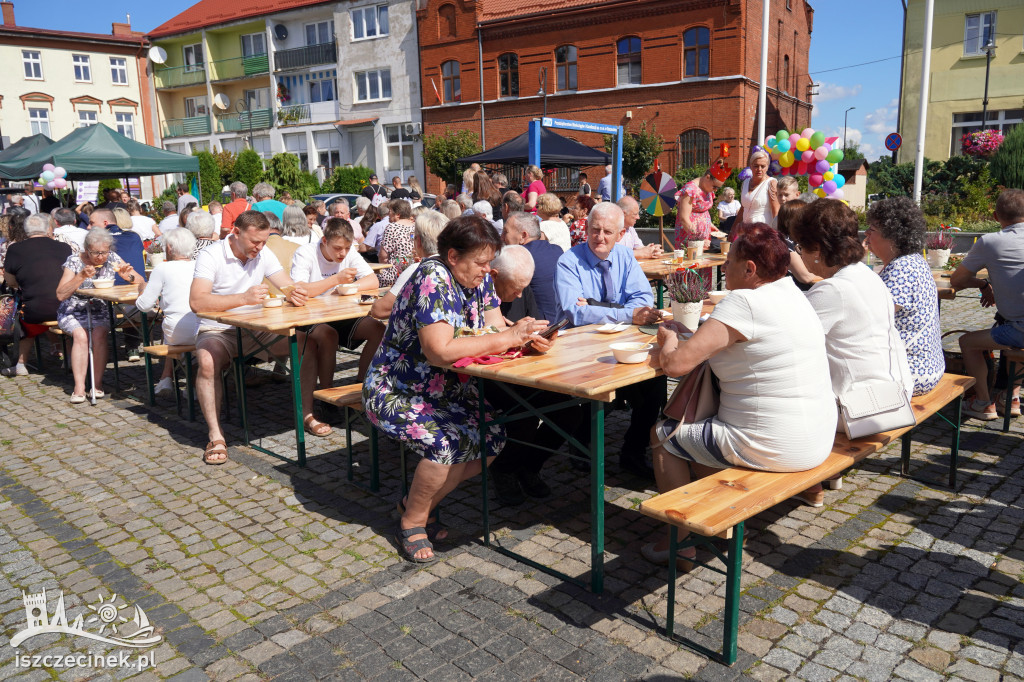 Zakończenie wakacji na Placu Wolności w Barwicach