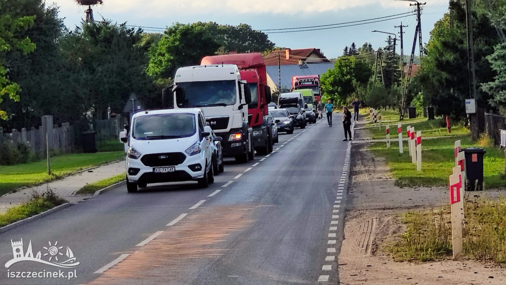Olej na drodze – blokada trasy Gwda Mała–Czarne