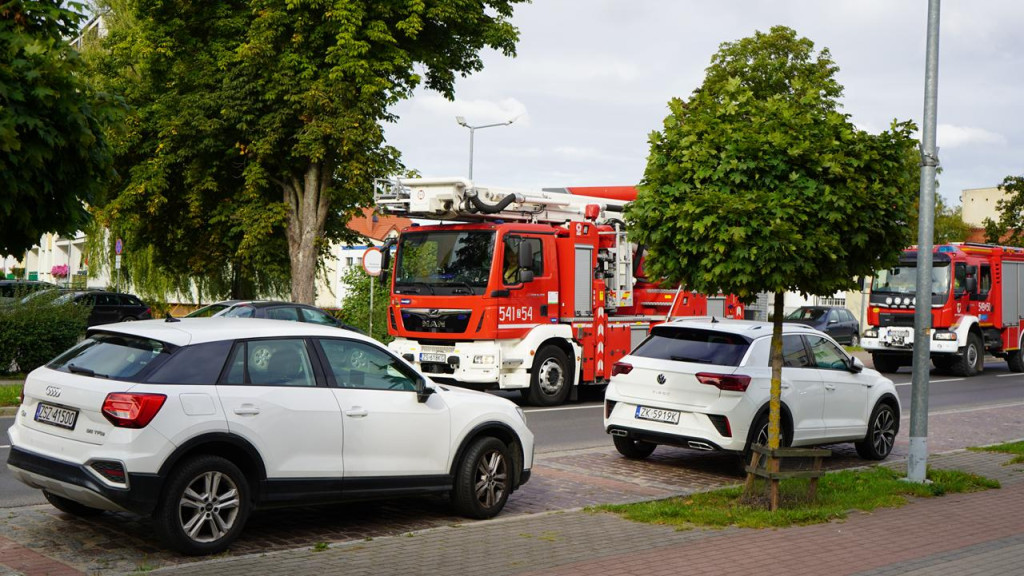 Alarm, dym i podnośnik straży