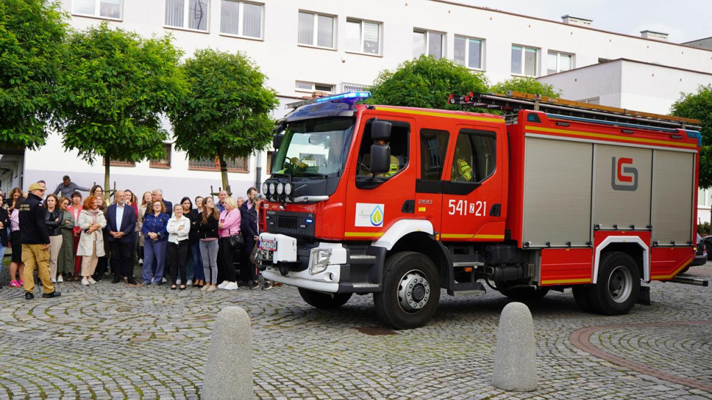 Alarm, dym i podnośnik straży