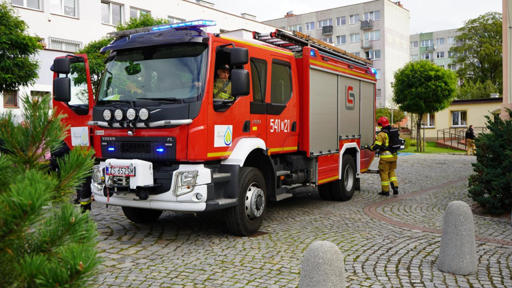 Alarm, dym i podnośnik straży