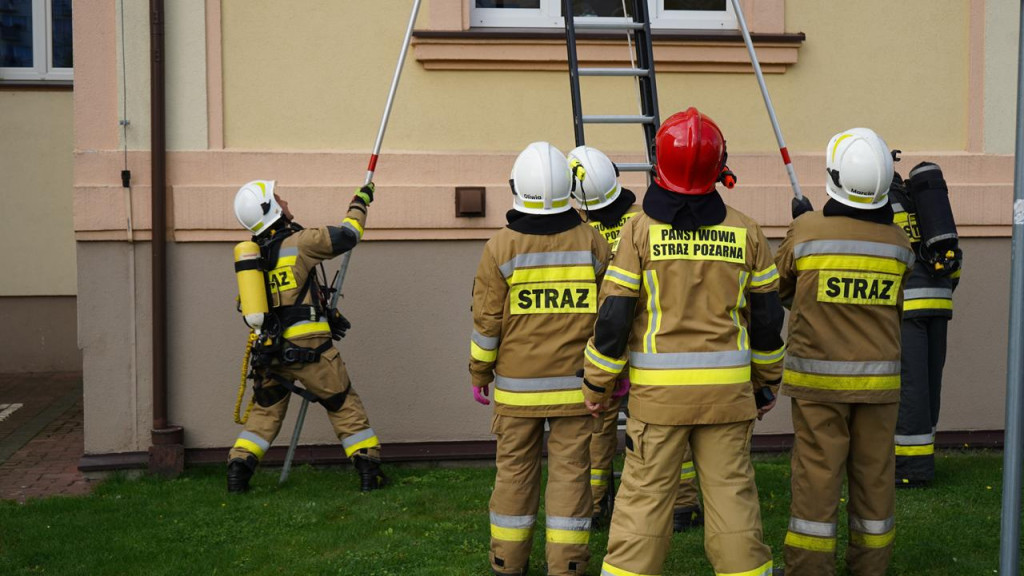 Alarm, dym i podnośnik straży