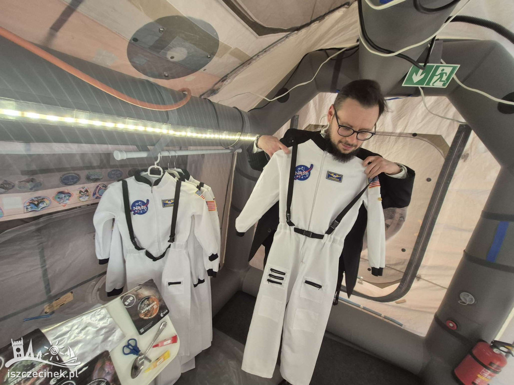 Discovery Space Station w SP7 w Szczecinku