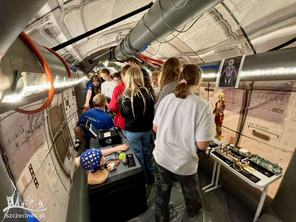 Discovery Space Station w SP7 w Szczecinku