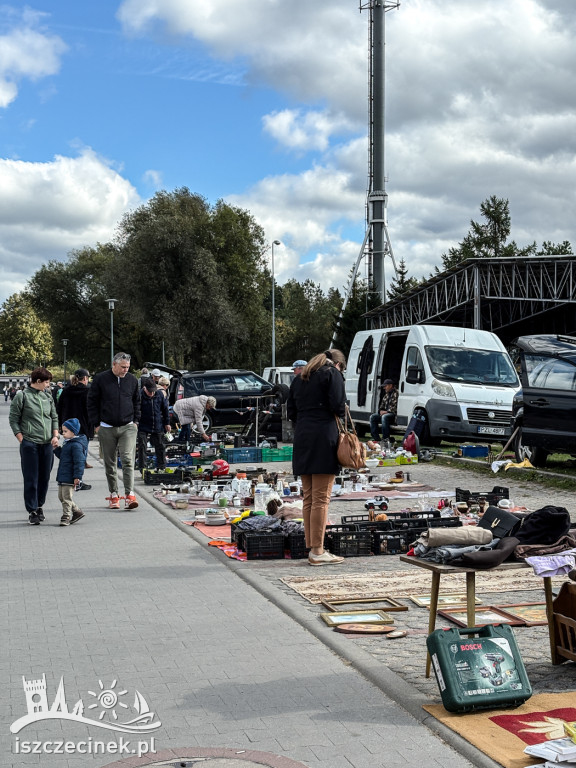 Pierwszy jesienny pchli targ za nami.