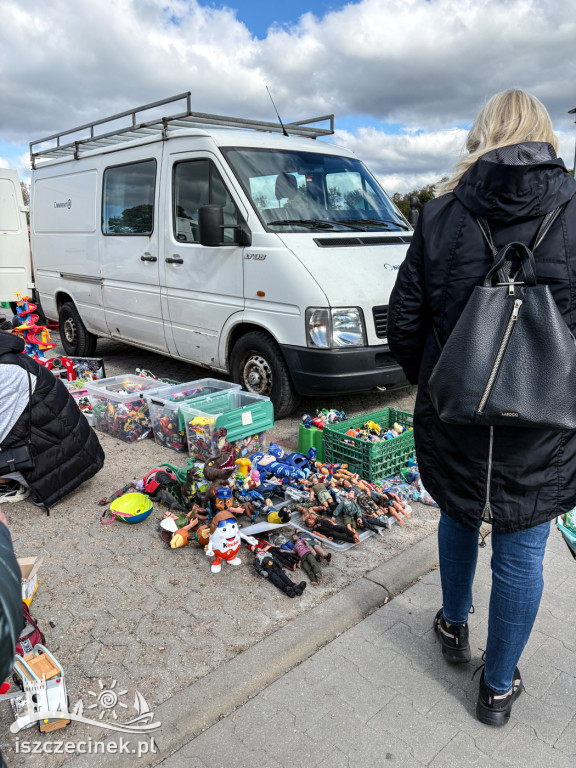 Pierwszy jesienny pchli targ za nami.