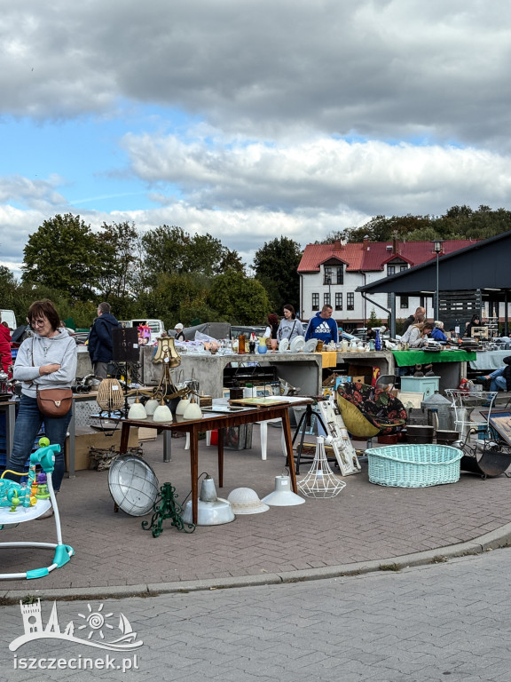 Pierwszy jesienny pchli targ za nami.