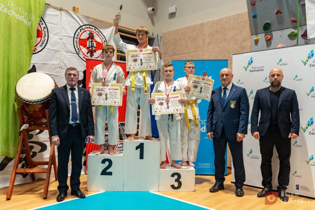Pięć medali dla Szczecinka! Nasi karatecy w świetnej formie!