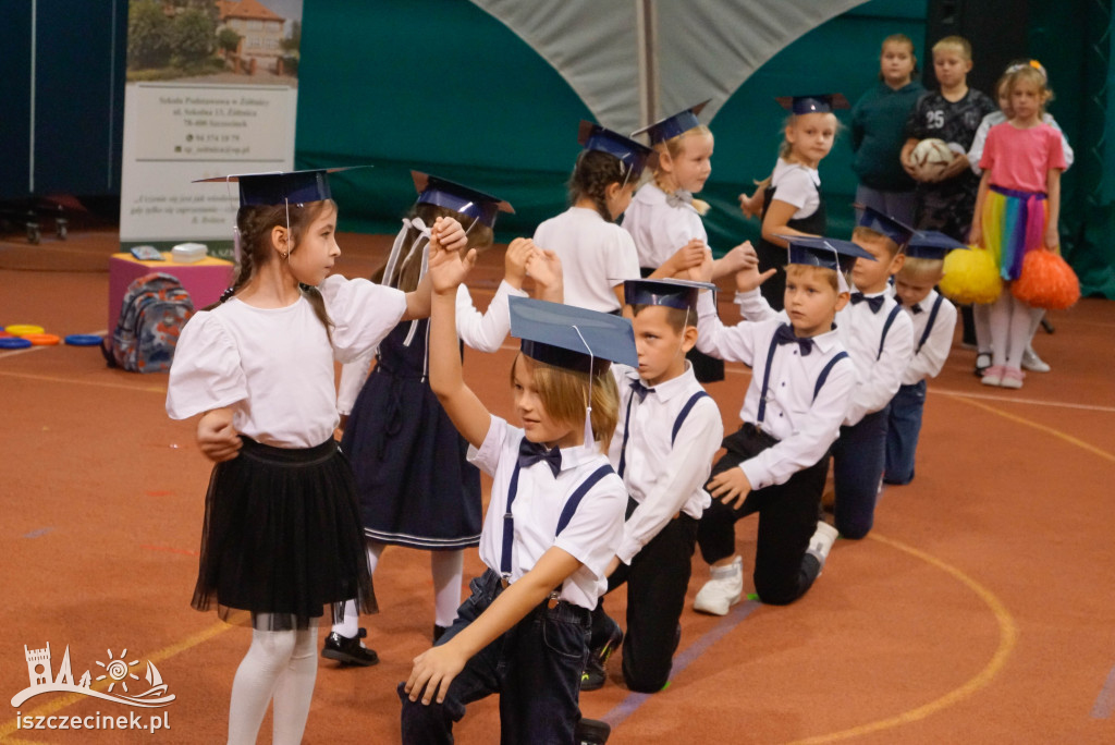 Dzień Edukacji Narodowej w Żółtnicy. Wzruszenia, gratulacje i pasowanie pierwszoklasistów