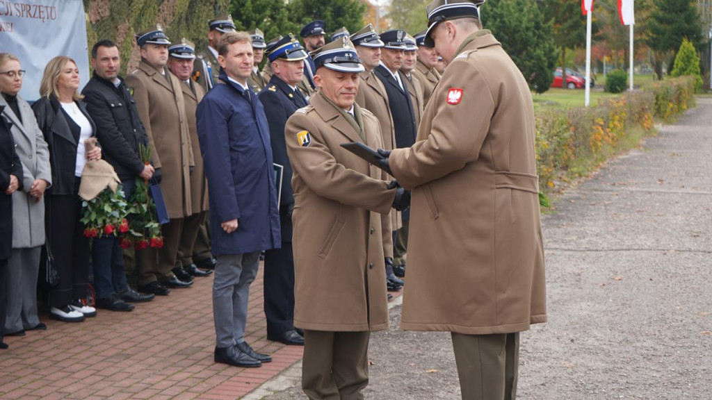 Podwójny jubileusz 11. Batalionu Ewakuacji Sprzętu