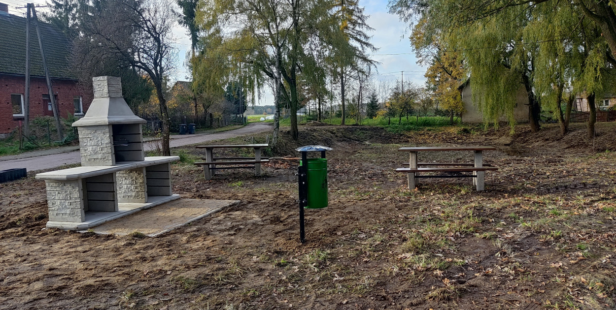 Nowe miejsca rekreacji w Grabowie i Dołgiem dzięki grantom PSE