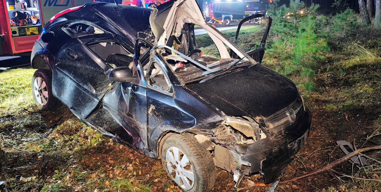 Nocny dramat pod Szczecinkiem – zdjęcia z miejsca zdarzenia