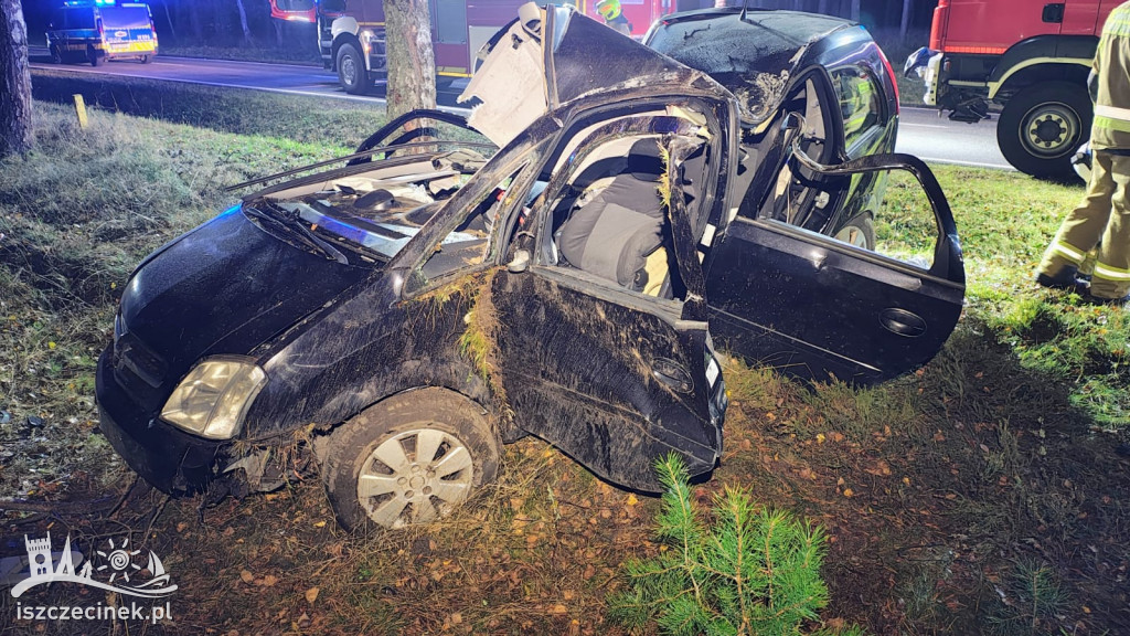 Nocny dramat pod Szczecinkiem – zdjęcia z miejsca zdarzenia