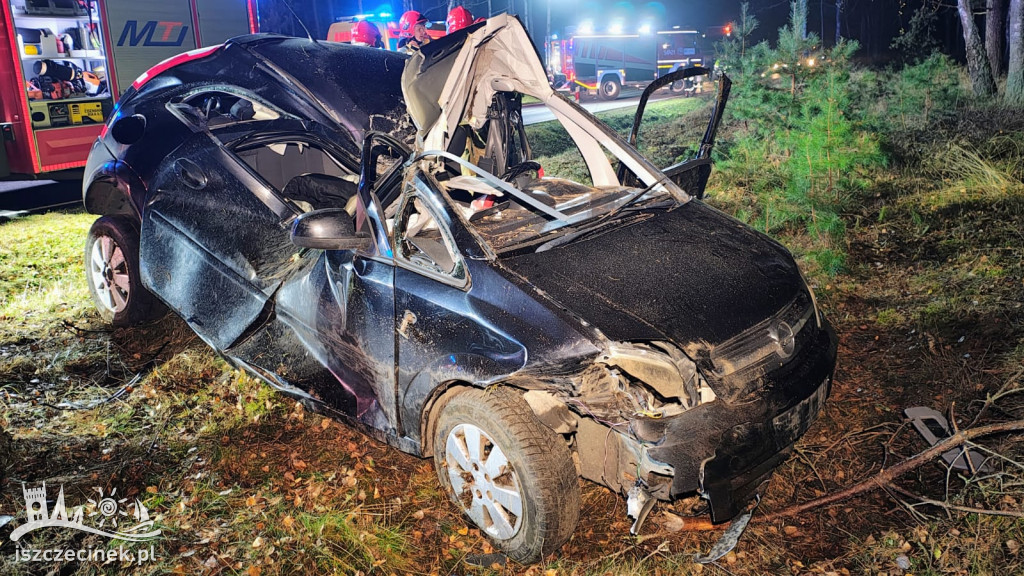 Nocny dramat pod Szczecinkiem – zdjęcia z miejsca zdarzenia