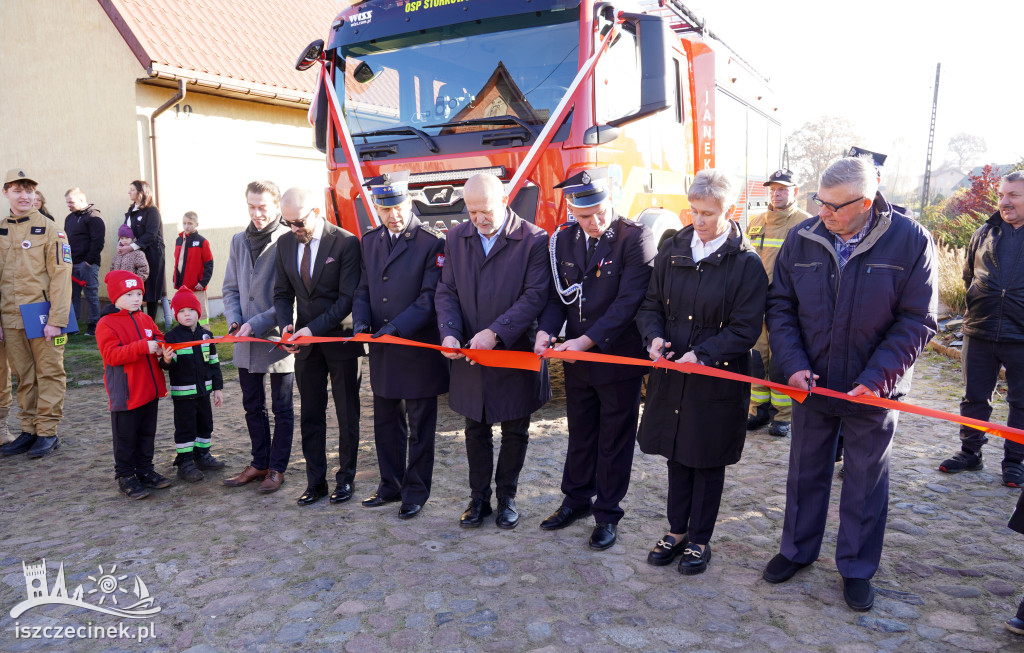 Tak Storkowo świętowało nowy wóz OSP