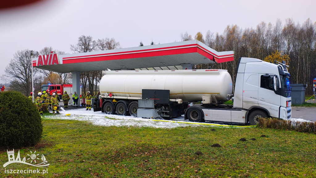 Wyciek paliwa w Silnowie – straż pożarna w akcji