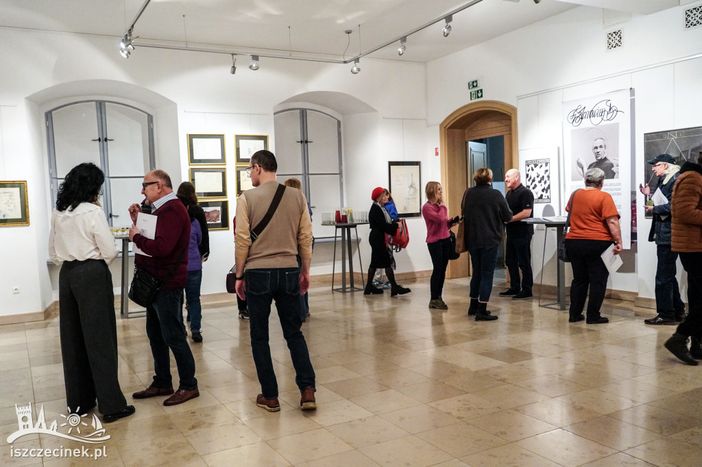 Zobacz dzieła Starowieyskiego w obiektywie