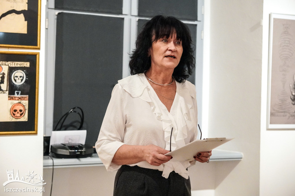 Zobacz dzieła Starowieyskiego w obiektywie