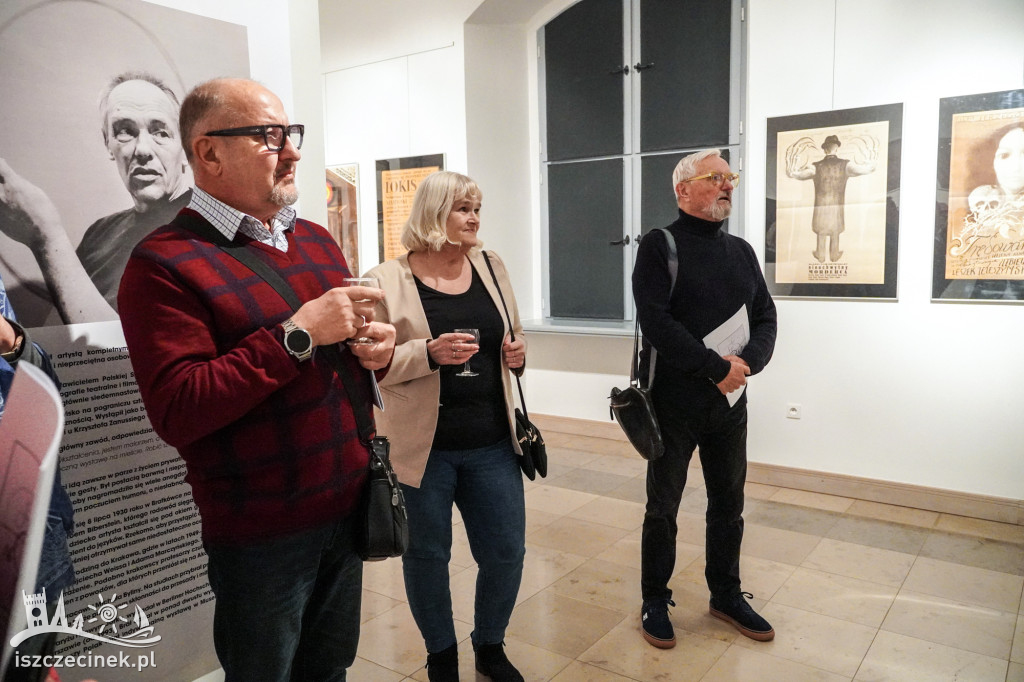 Zobacz dzieła Starowieyskiego w obiektywie