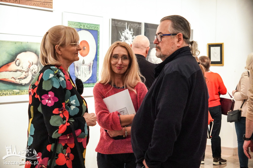 Zobacz dzieła Starowieyskiego w obiektywie