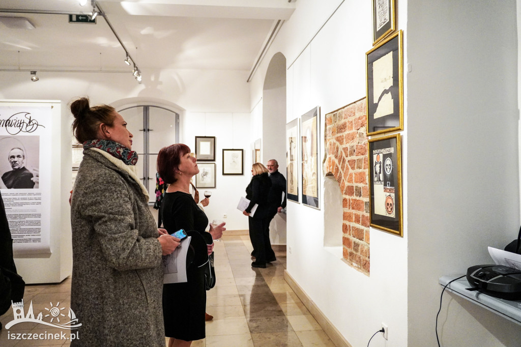 Zobacz dzieła Starowieyskiego w obiektywie