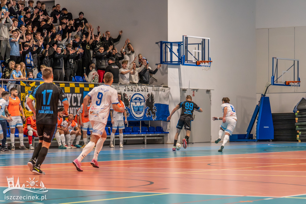 Futsal wrócił do Szczecinka. Wielim pokazuje siłę